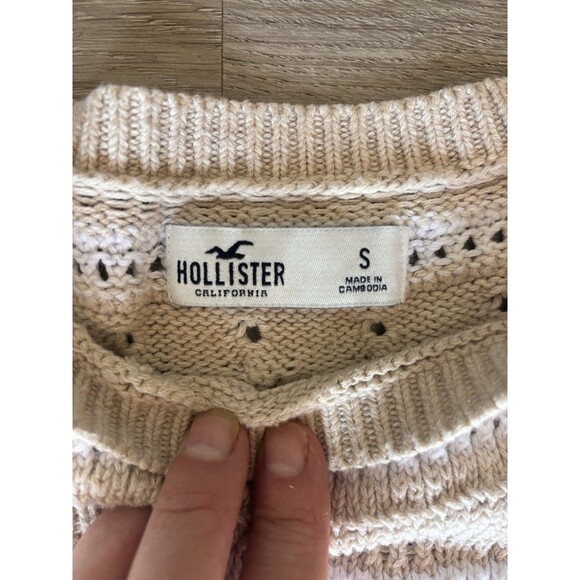 Hollister Cotton Preppy Stripe Pointelle Off Shoulder Crop Cozy Relaxed Sweater - Picture 6 of 9